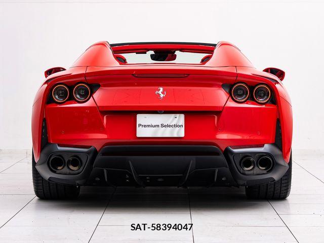 Ferrari 812 2021-07 7218408-11