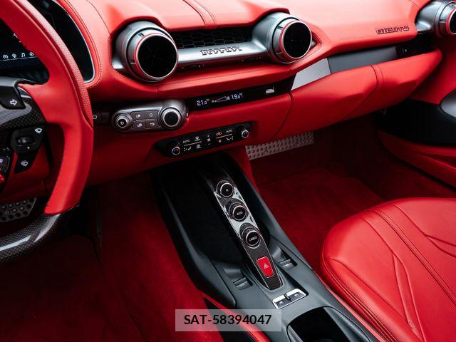 Ferrari 812 2021-07 7218408-23