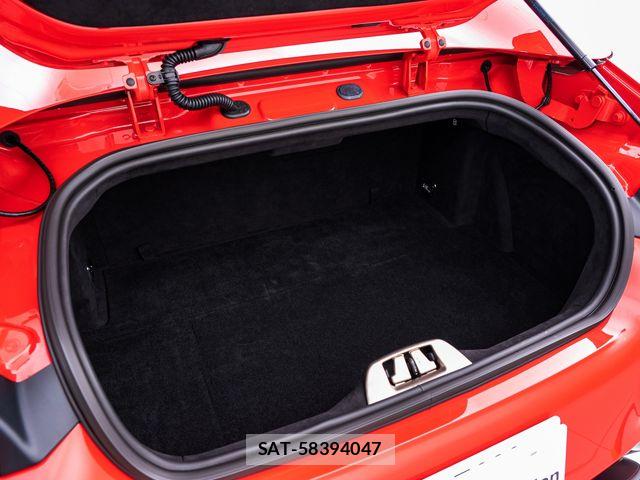 Ferrari 812 2021-07 7218408-29