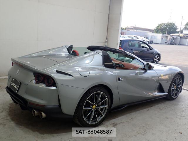 Ferrari 812 2020-12 8073730-8