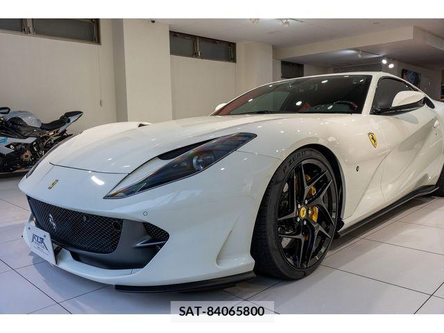 Ferrari 812 2018-01 2960769-5