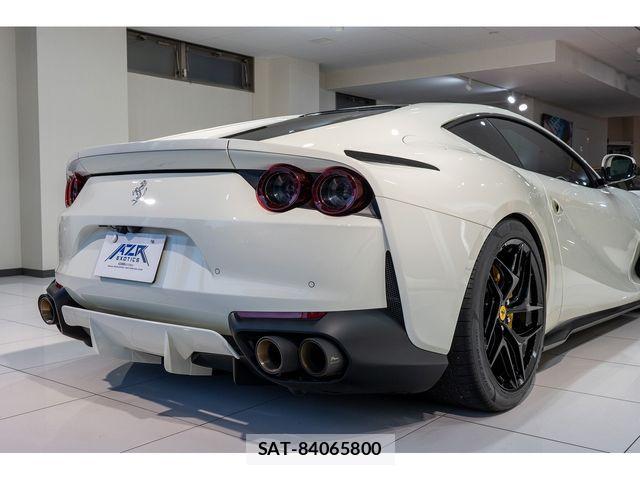 Ferrari 812 2018-01 2960769-8