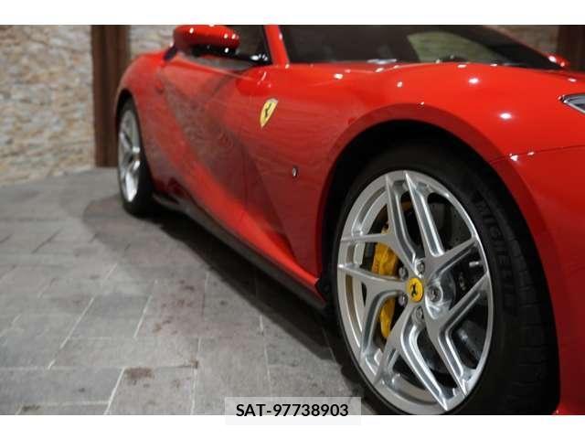 Ferrari 812 2020-09 7723267-13