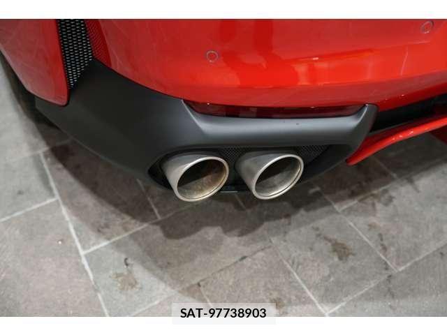 Ferrari 812 2020-09 7723267-15