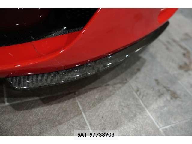 Ferrari 812 2020-09 7723267-8