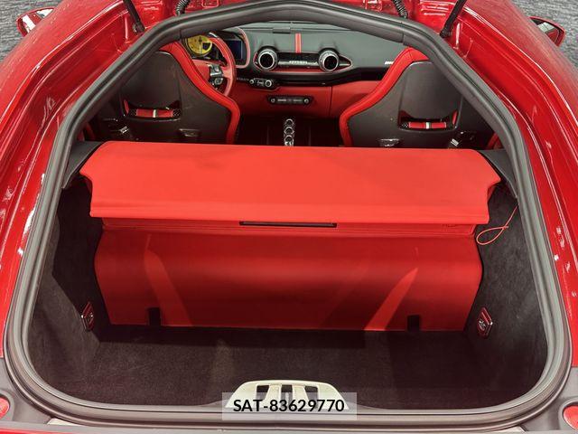Ferrari 812 2020-09 8879708-15