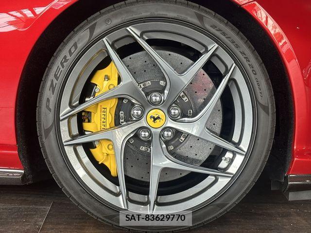 Ferrari 812 2020-09 8879708-17