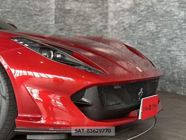 Ferrari 812 2020-09 8879708-25