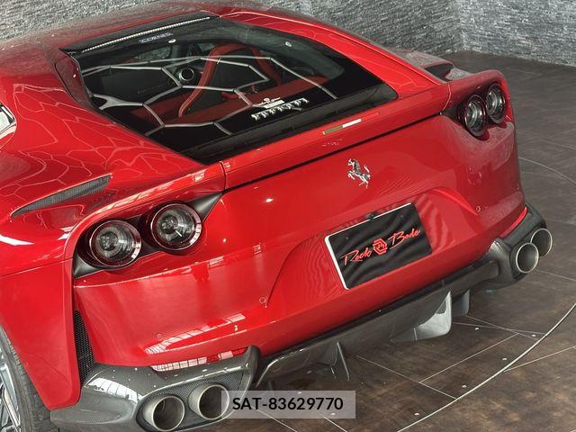 Ferrari 812 2020-09 8879708-27