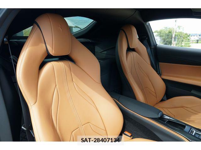 Ferrari 812 2019-07 8883609-16