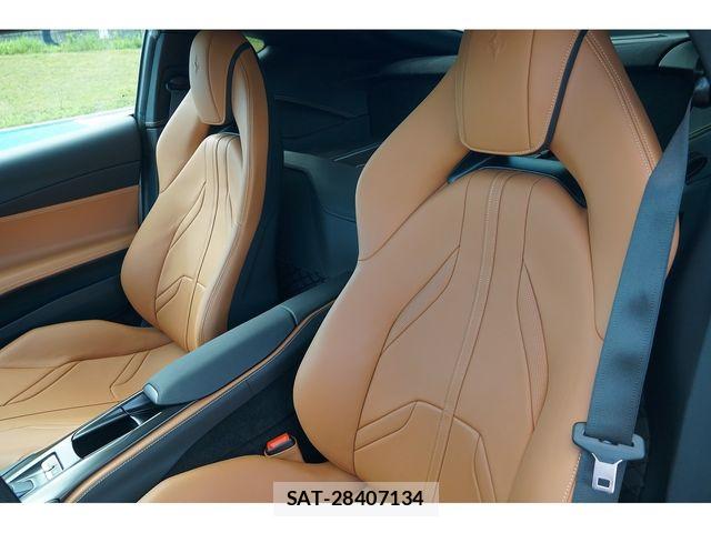 Ferrari 812 2019-07 8883609-17