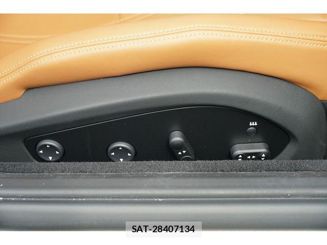 Ferrari 812 2019-07 8883609-20