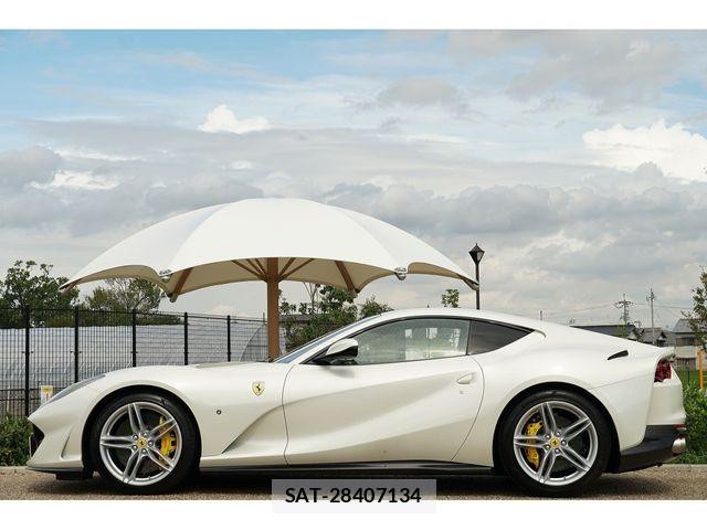 Ferrari 812 2019-07 8883609-3