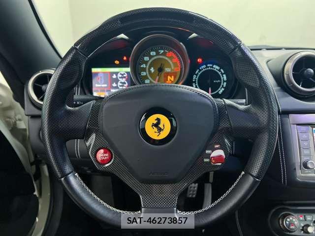 Ferrari California 2011-02 7357714-14