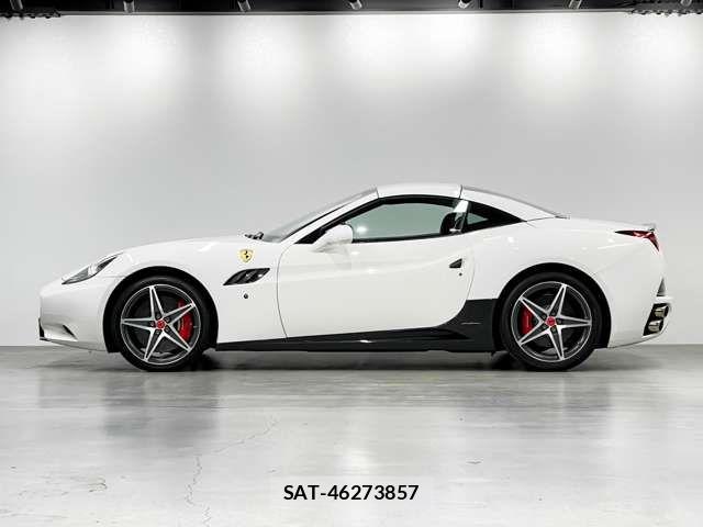 Ferrari California 2011-02 7357714-5