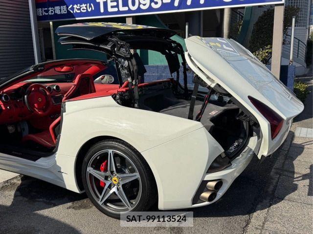 Ferrari California 30 2013-06 1052449-25