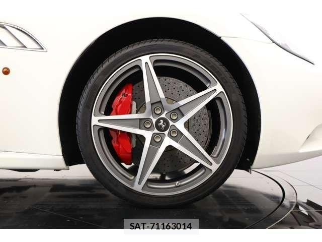 Ferrari California 30 2013-06 1624753-4