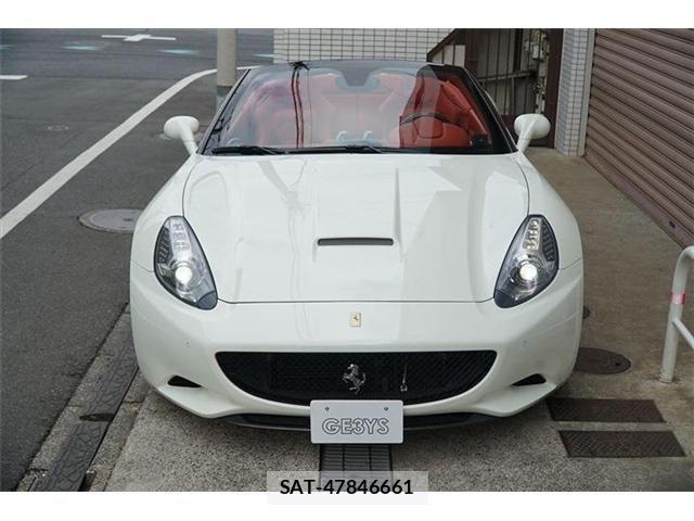 Ferrari California 30 2013-06 3714185-13