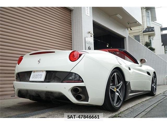 Ferrari California 30 2013-06 3714185-17