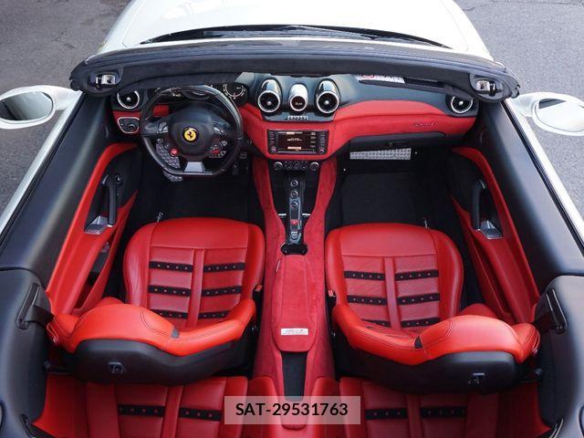 Ferrari California 2017-01 1824514-15