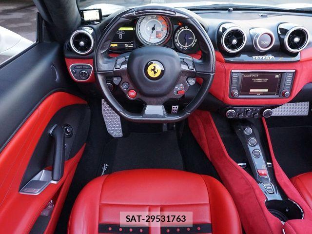 Ferrari California 2017-01 1824514-16