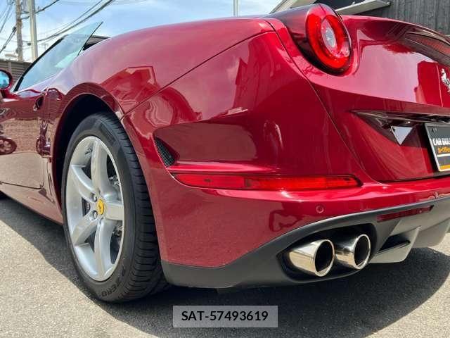 Ferrari California 2015-04 7250765-13