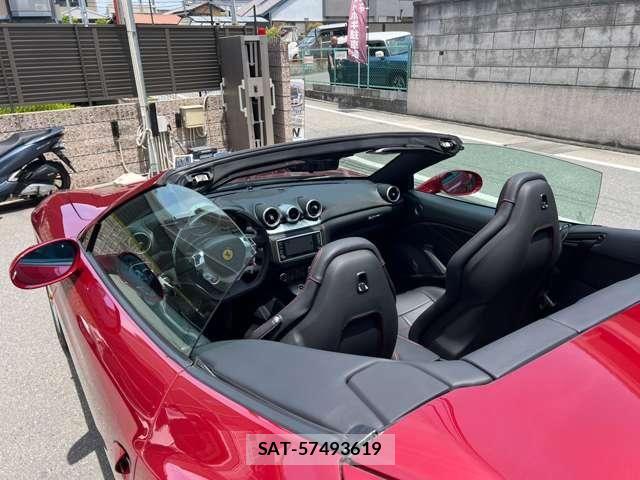 Ferrari California 2015-04 7250765-16