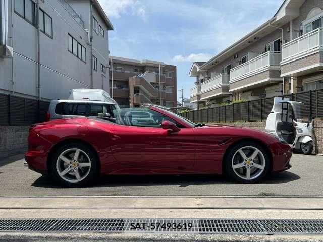 Ferrari California 2015-04 7250765-3