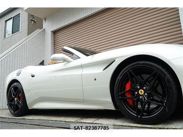Ferrari California 2016-05 7784851-1