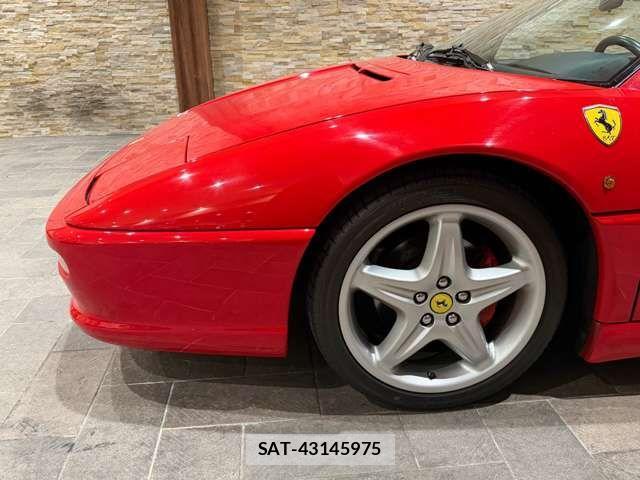 Ferrari F355 1999-03 3373075-15