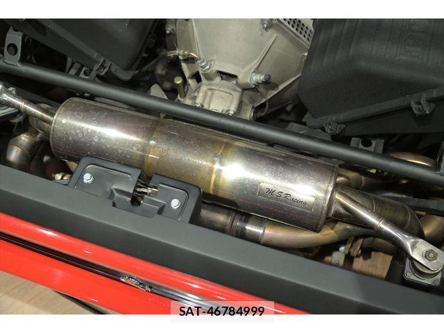 Ferrari 512 1996-04 6682657-25