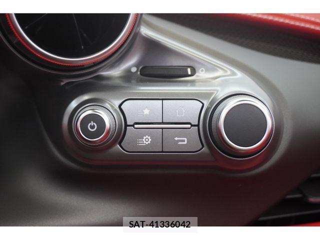 Ferrari F8 Spider 2023-02 688922-15