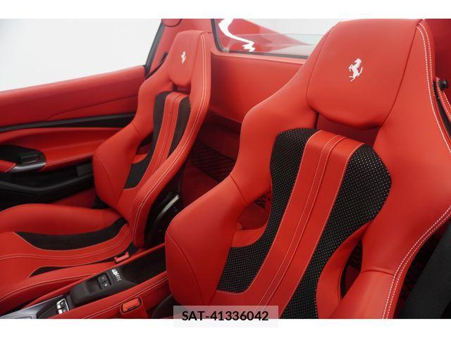 Ferrari F8 Spider 2023-02 688922-22