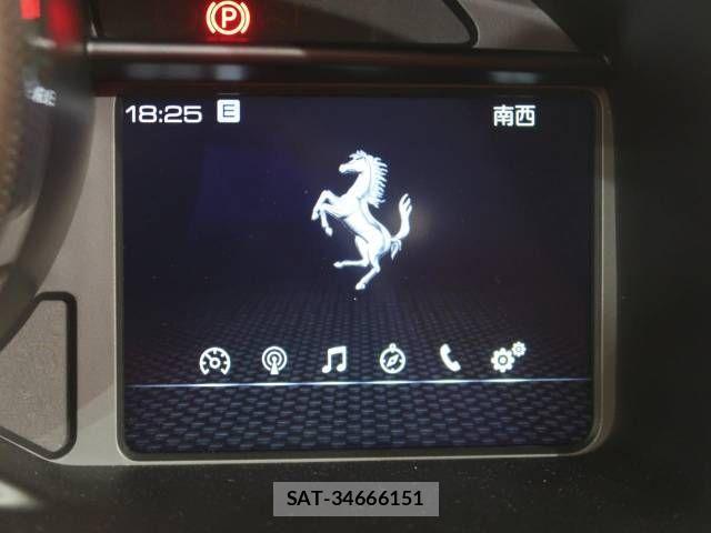 Ferrari F8 Spider 2021-03 901414-10