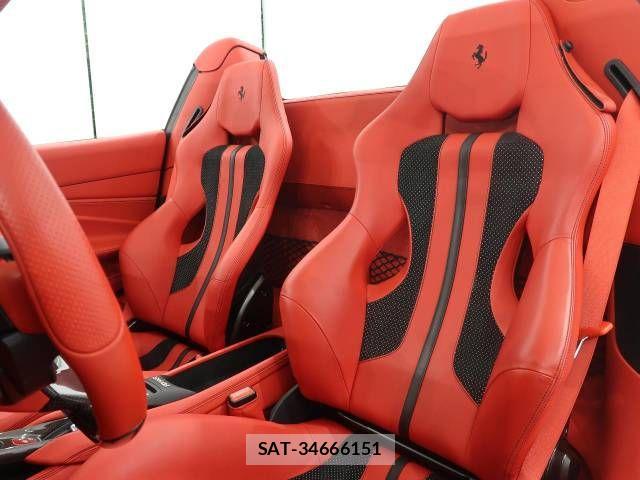 Ferrari F8 Spider 2021-03 901414-12