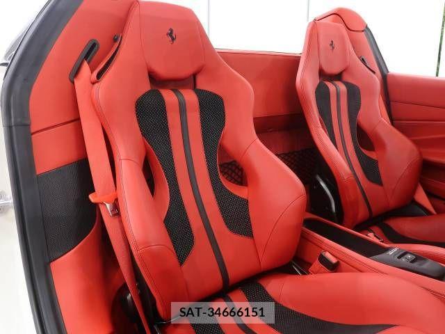 Ferrari F8 Spider 2021-03 901414-13