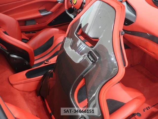 Ferrari F8 Spider 2021-03 901414-14