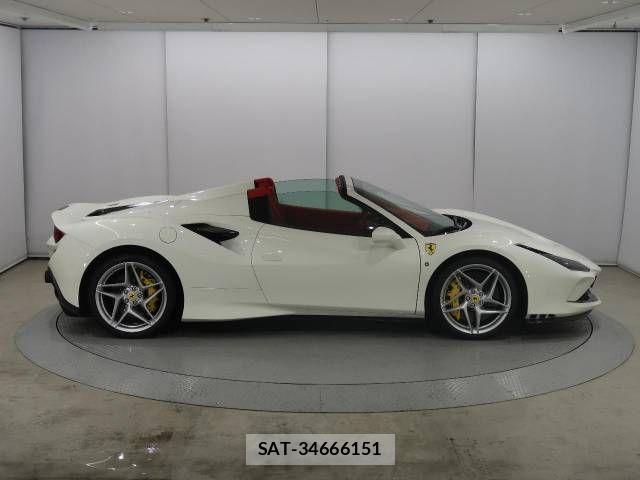 Ferrari F8 Spider 2021-03 901414-4