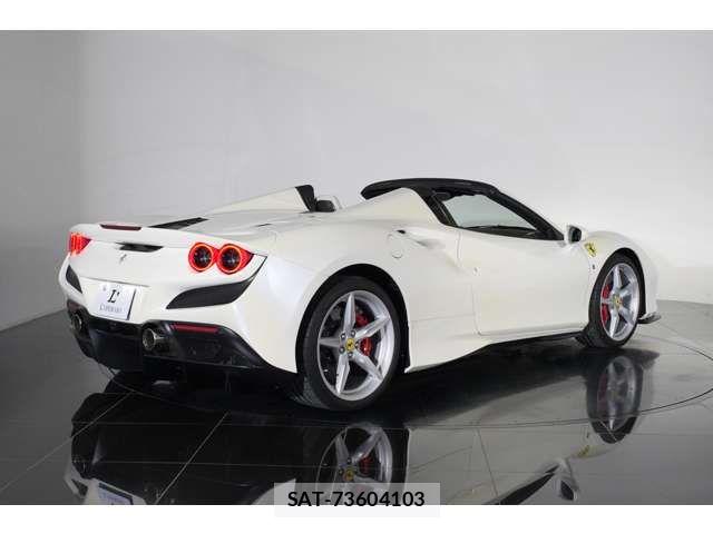 Ferrari F8 Spider 2022-02 6304066-8