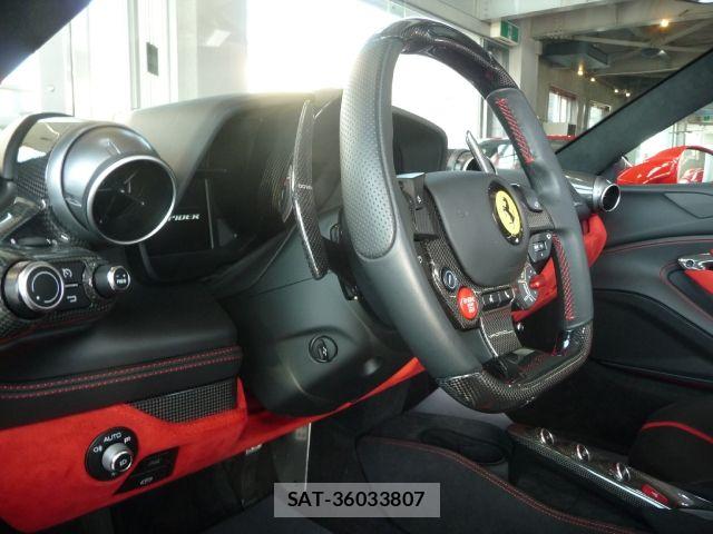 Ferrari F8 Spider 2023-03 6544844-10