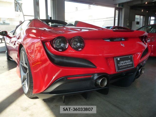 Ferrari F8 Spider 2023-03 6544844-8