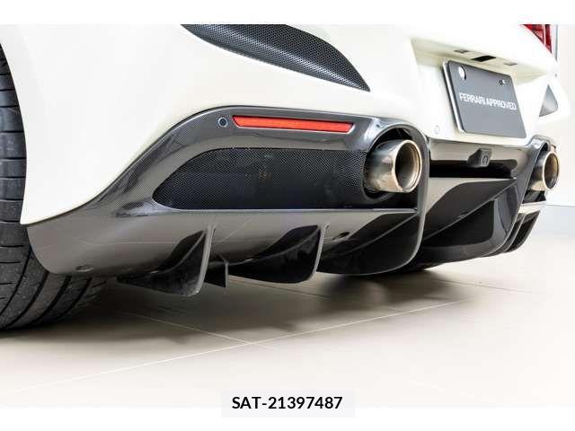 Ferrari F8 Spider 2022-02 7218406-18