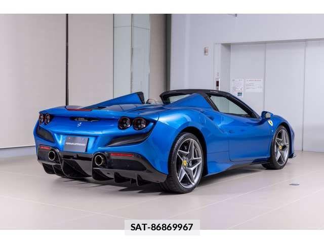 Ferrari F8 Spider 2021-08 7723270-7