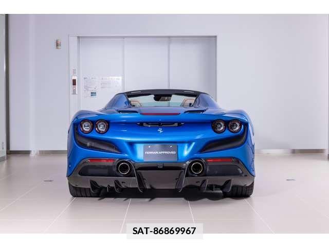Ferrari F8 Spider 2021-08 7723270-8