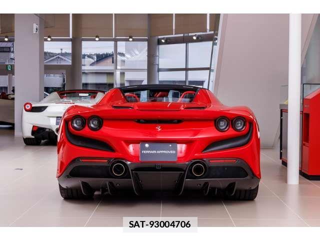 Ferrari F8 Spider 2022-01 7784850-9