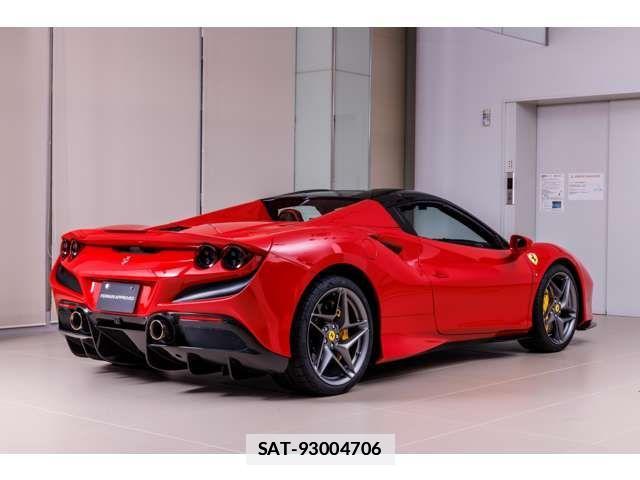 Ferrari F8 Spider 2022-01 7784850-8