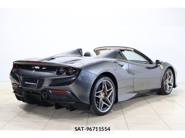 Ferrari F8 Spider 2023-10 8561870-1