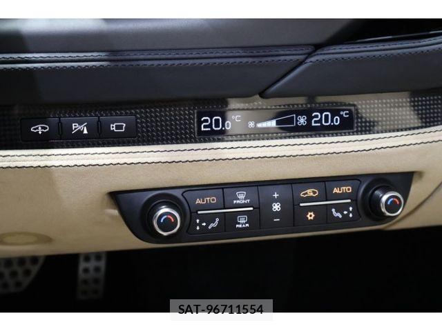 Ferrari F8 Spider 2023-10 8561870-19