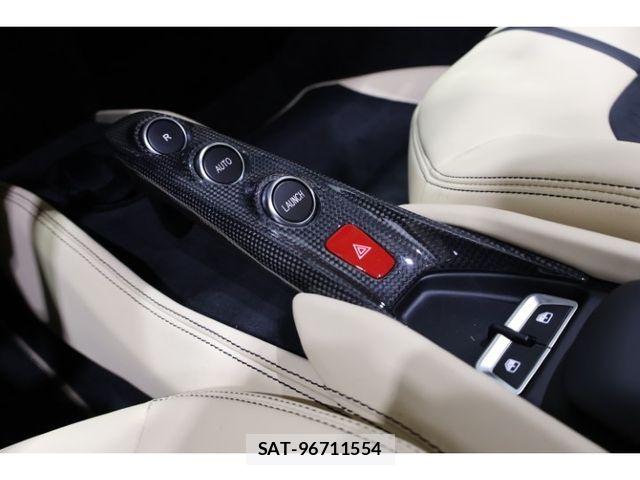 Ferrari F8 Spider 2023-10 8561870-21