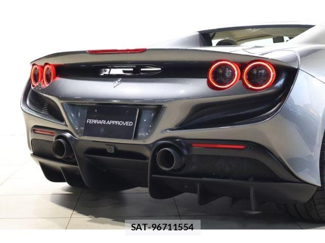 Ferrari F8 Spider 2023-10 8561870-27